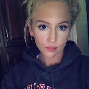 Meet your Posher, Anne